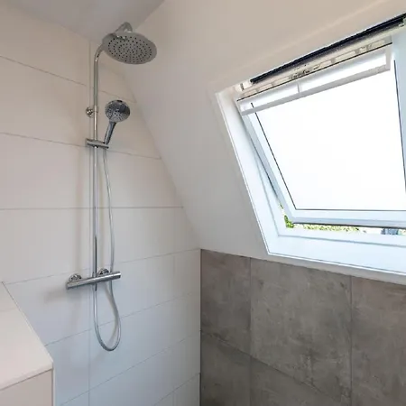 In Meeussen With Private Garden, Cleaning Included * Plasmolen