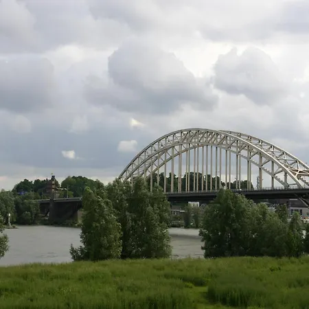 Semesterbostad With Garden Near Mookerplas, Cleaning Included